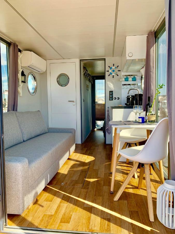 Готель Houseboat Seabreeze Альгеро Екстер'єр фото